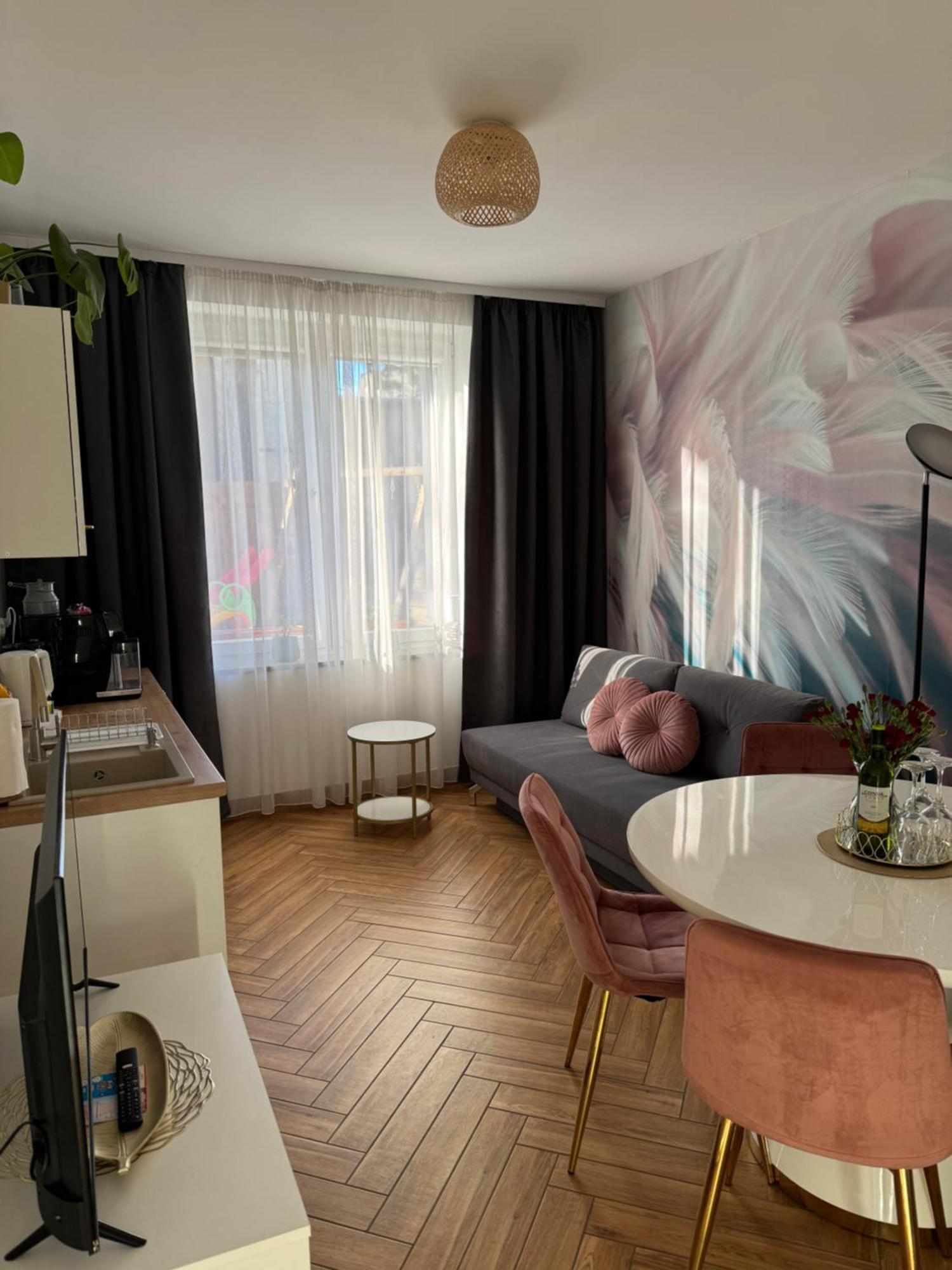 Dawna Mleczarnia Apartamenty Sosnowy Нова-Руда Экстерьер фото